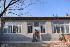 唐山：农村贫困户告别危房