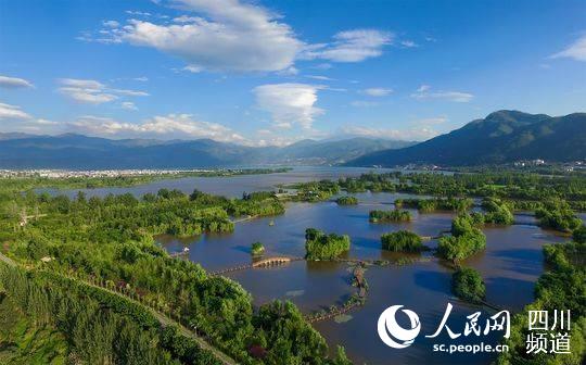 四川正式启动长江上游“河湖公园”建设。