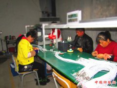 安徽古城镇：就业就在家门口 扶贫驿站显身手