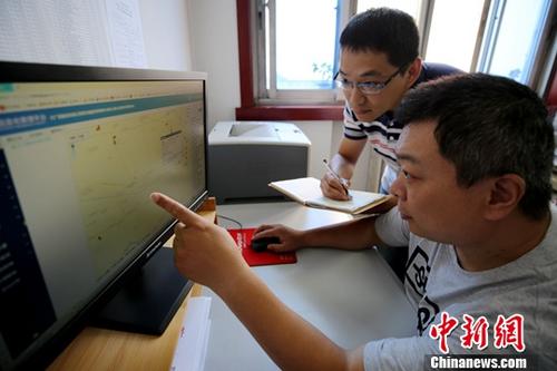 公安部推便民措施:身份证照片不满意可申请重拍3次