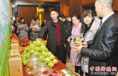 <b>涪陵青菜头拓展全国市场</b>