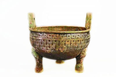 陕西渭南发现神秘芮国都城遗址和大墓