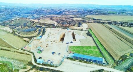 陕西渭南发现神秘芮国都城遗址和大墓