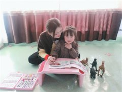 留守儿童的年：365天中最期盼的日子