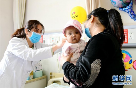（健康）（2）试管婴儿亲体肝移植手术成功实施 半岁宝宝康复出院