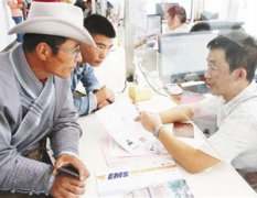 教育部部长：学生资助要助力脱贫攻坚