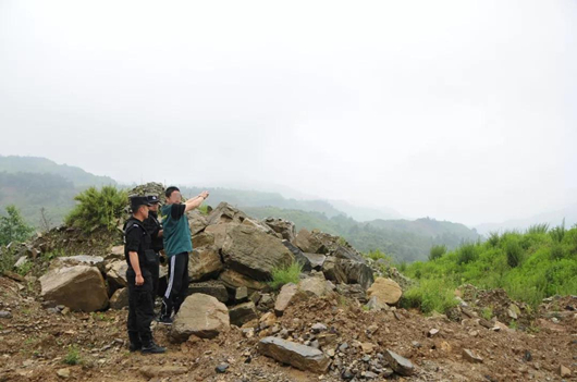 昆明西山：非法开采矿产资源 22名涉案人员全部落网