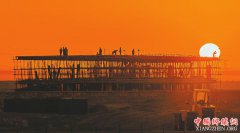 怀揣非常梦想——农民工原创文艺“香醒春天”