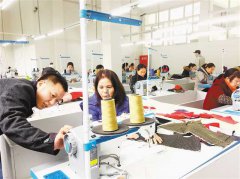 <b>重庆黔江：扶贫“三金”诞生记</b>