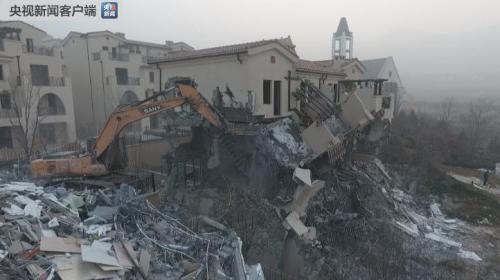 河北通报“削山建别墅”处理结果 10多名官员受处理