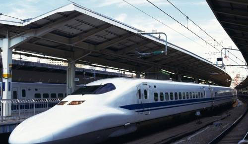 <b>江西南昌：昌赣高铁接入“八纵八横”高铁网</b>