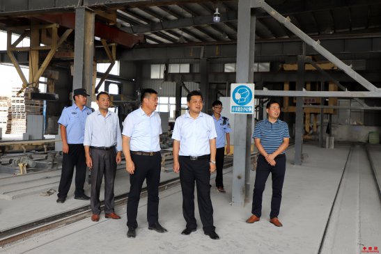 <b>安徽和县乌江镇：主要负责人节前检查安全生产</b>