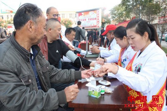 安徽：免费体检 服务群众