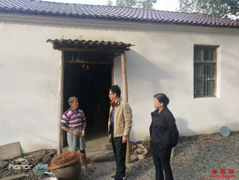 安徽贵池区法院：坚定信心打赢脱贫攻坚战