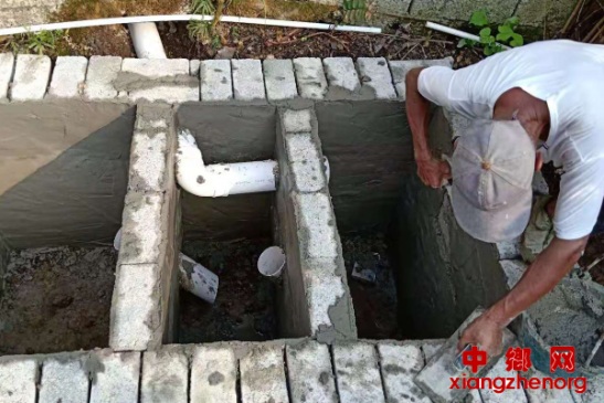 <b>安徽：棠溪镇东山村三举措改善贫困户人居环境</b>