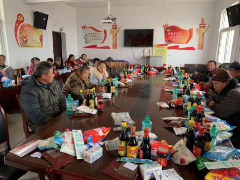 <b>安徽：爱心超市助力精准扶贫—有分值更有价值</b>