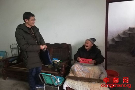 <b>安徽：慰问抗美援朝老兵 继承传扬革命精神</b>