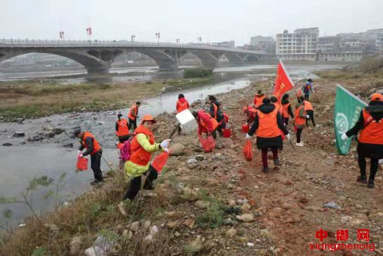 <b>湖南省新宁县市场监督管理局参加“喜迎新年 美丽新宁”～保护母亲河夫夷江</b>