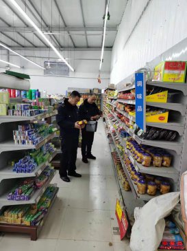 <b>安徽省西二铺乡开展节前食品安全检查护航群众“舌尖上的安全”</b>