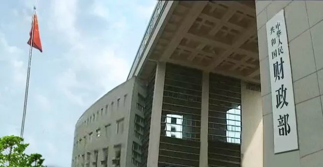 财政部预拨14亿支持做好重大病虫害防控相关工作