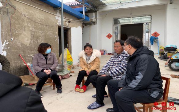 <b>安徽：抗疫不忘帮扶，小圩镇帮困助脱贫</b>