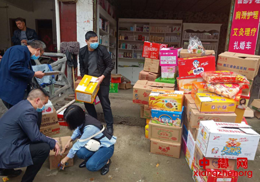 湖南新宁县市场监督管理局多部门联合开展马路市场整治行动