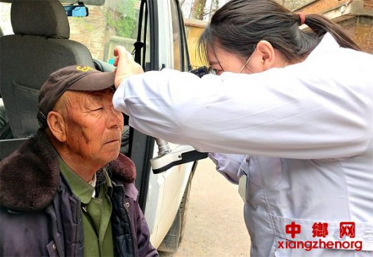 <b>山东郯城“益民”为民着“眼”健康</b>