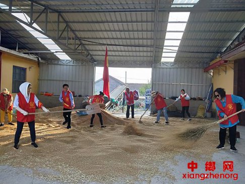 <b>安徽汴河街道：“红马甲”助力禁烧战三夏</b>