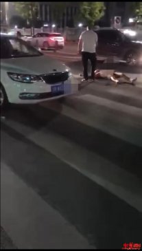 网传“男子深夜裸身驾车连撞多车” 南充警方通报：其连撞4车，排除毒驾酒驾