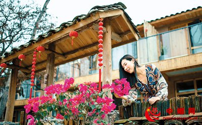 贫困山村变身特色旅游区