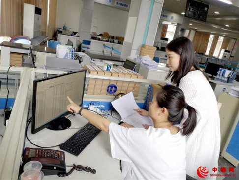 重庆市医疗保障局扎实推进医保扶贫 助力解决贫困群众“看病难”“看病贵”