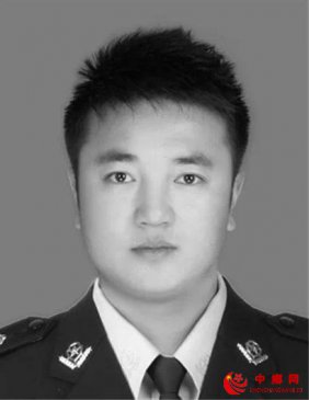 痛心！遭越野车恶意二次碾压拖行 内蒙古一交警执勤时不幸殉职