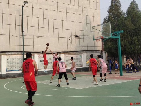 <b>安徽省古井镇：开展2020年迎中秋篮球比赛</b>