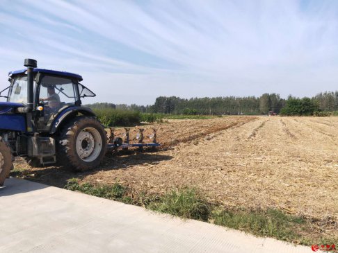 <b>安徽省魏岗镇：土地深耕是好事、咱得做好它</b>