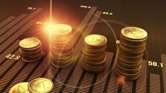 <b>银保监会：推动金融机构向实体经济合理让利</b>