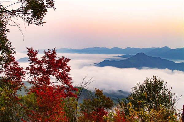 <b>安徽霍山：大别山之秋 一场不容错过的“约会”</b>