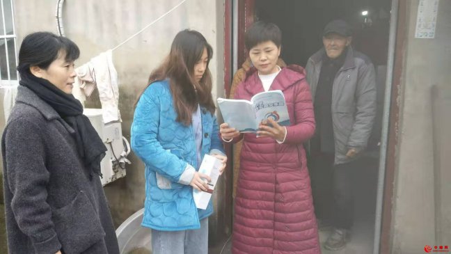 安徽省西二铺乡：进村入户开展留守儿童  关爱保