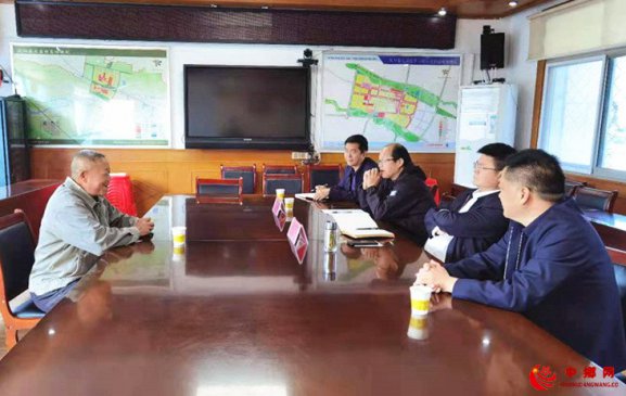 安徽凤阳县委书记徐广友“四下基层”化解信访问题