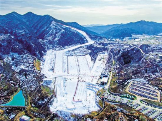 畅享冬日 感受冰雪