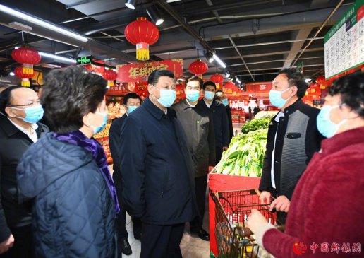 习近平在贵阳考察超市和社区