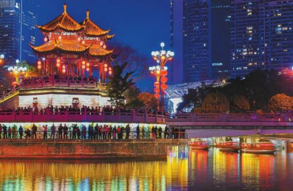 <b>“点亮锦江” 现公园城市美景</b>