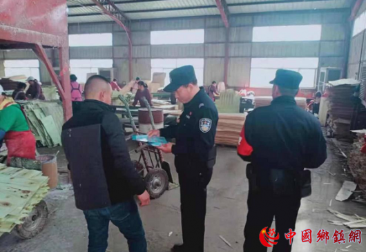 群众事无小事：支河乡成立学雷锋志愿服务队扎