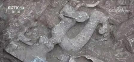 虎年将至 三星堆上新“虎头龙身”青铜器