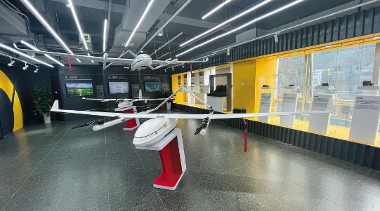 大鹏展翅 “成都造”工业无人机飞向世界