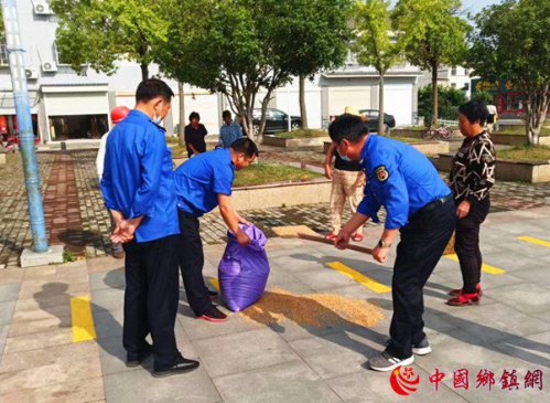 徽庐江县郭河镇：整治乱晾晒行为 提升集镇颜值