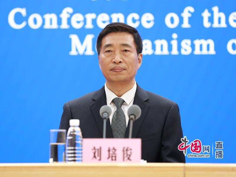 如何做好暑期留校学生服务保障？教育部回应