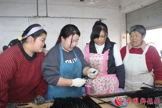 <b>订单伞业开启致富路</b>