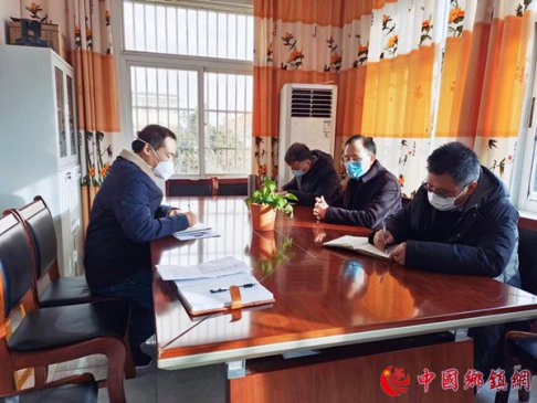 安徽庐江县：开展校园防疫和恢复线下教学工作