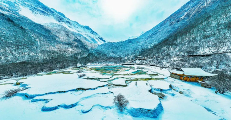 冬春季五彩池。黄管局供图