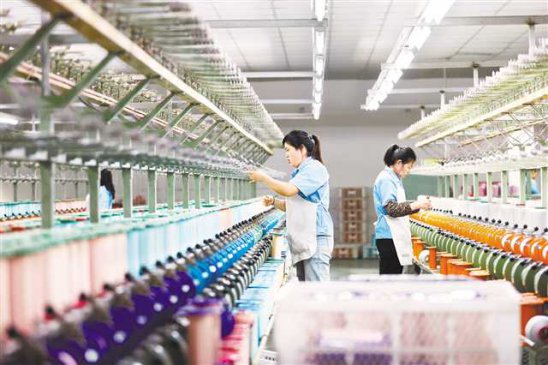 赶制订单拓“丝”路